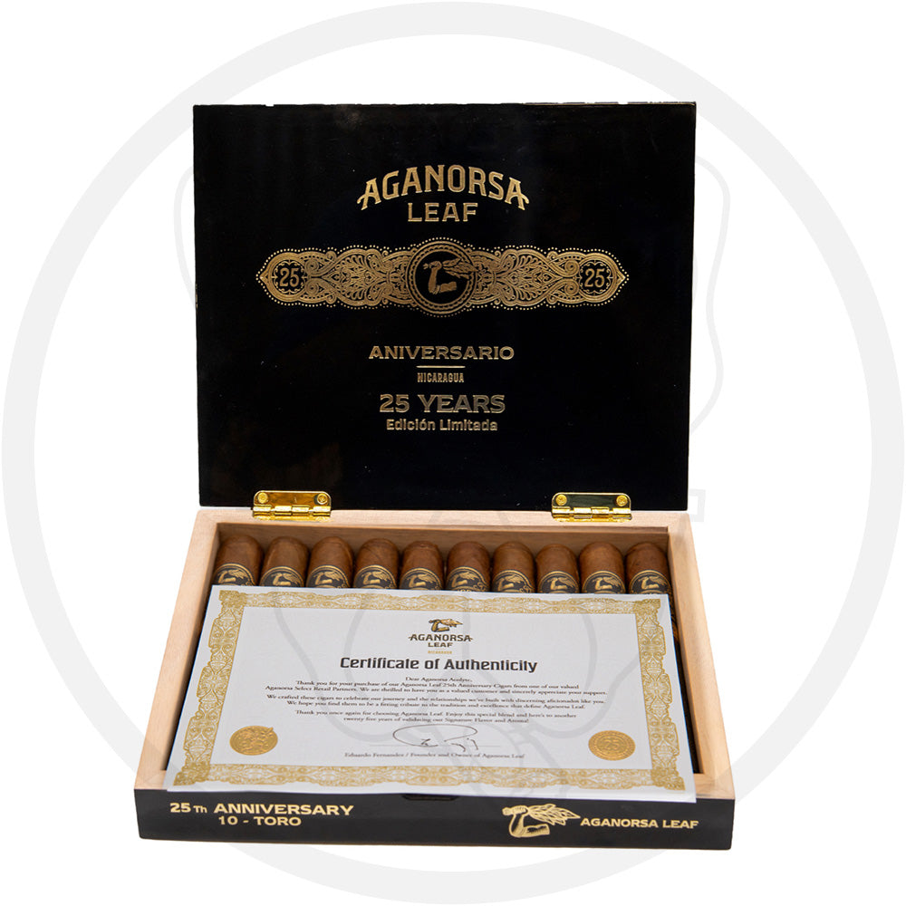 Aganorsa Leaf 25th Aniversario Box Open