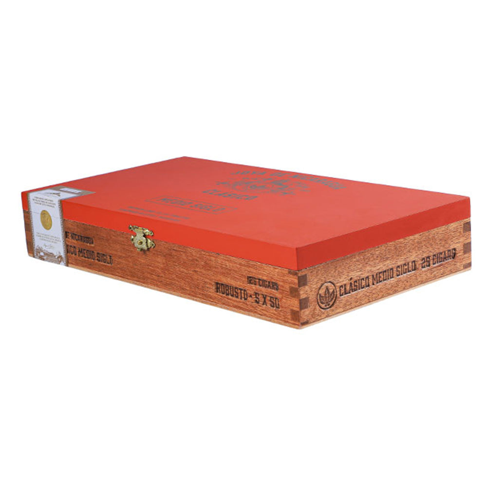 Joya De Nicaragua Clasico Medio Siglo Box Closed