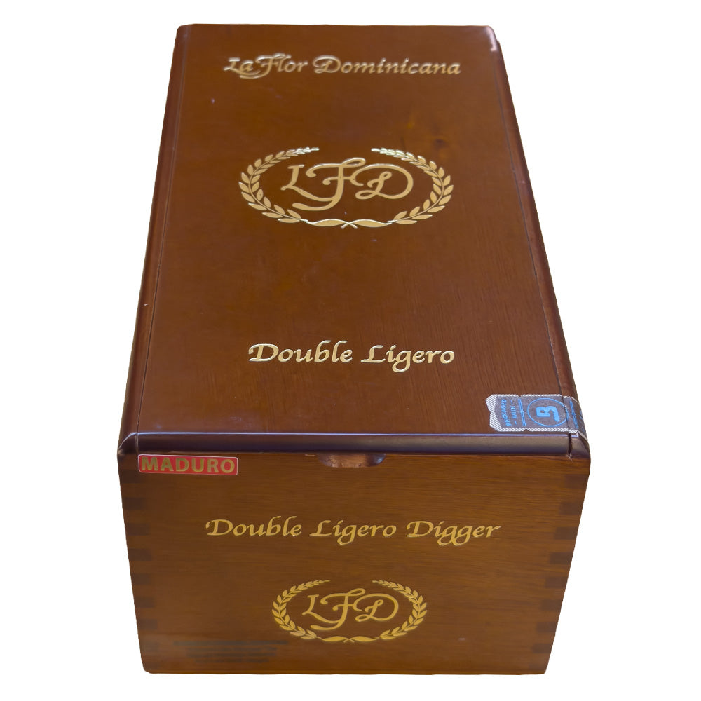La Flor Dominicana Double Ligero Maduro Box Closed