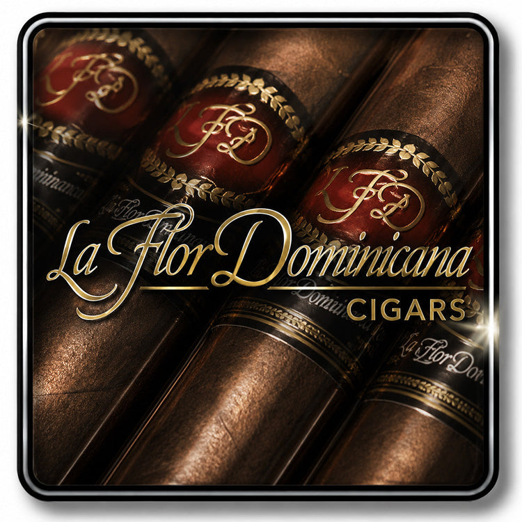 La Flor Dominicana Collection Button