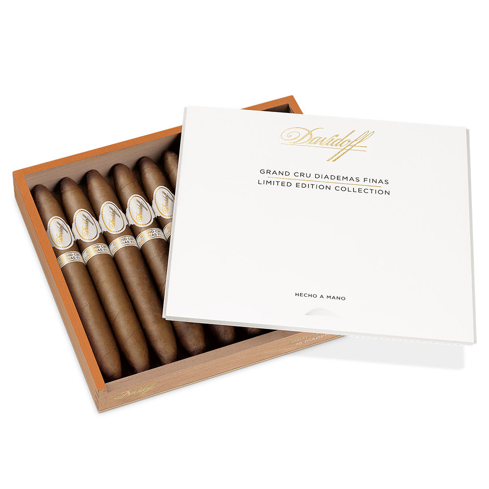 Davidoff Grand Cru Diademas Finas Limited Edition Box Open