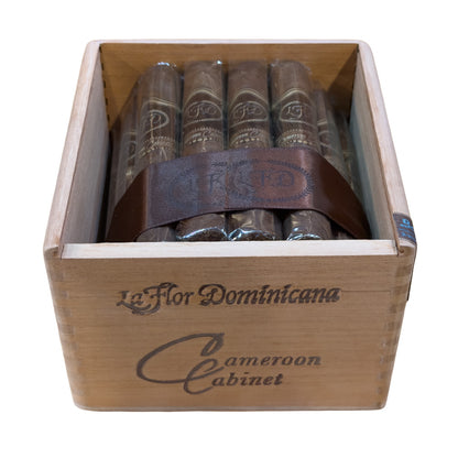 La Flor Dominicana Cameroon Cabinet