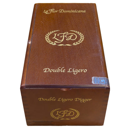 La Flor Dominicana Double Ligero Natural Box Closed