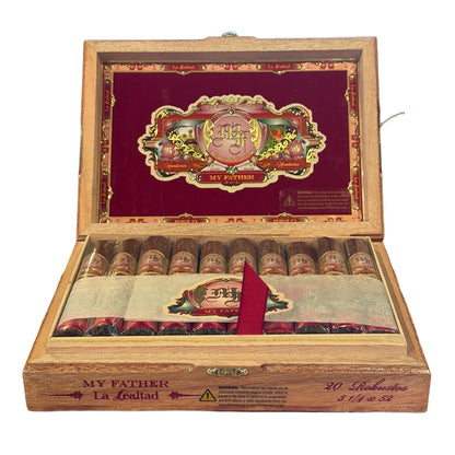Open box of My Father La Lealtad cigars, a medium-to-full Honduran blend from the García family